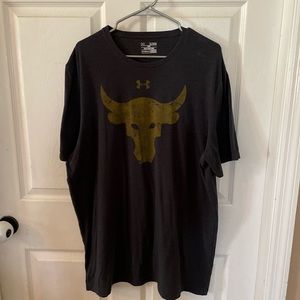XL Under Armour tshirt